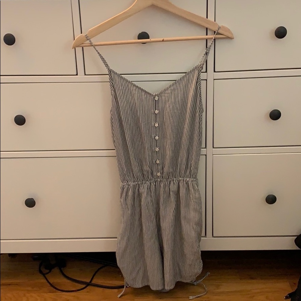 HOLLISTER BLUE AND WHITE STRIPED ROMPER